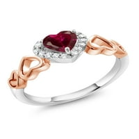 Gem Stone King Sterling Silver Двутонен пръстен 0. CT Сърце форма Червено Създаден рубин